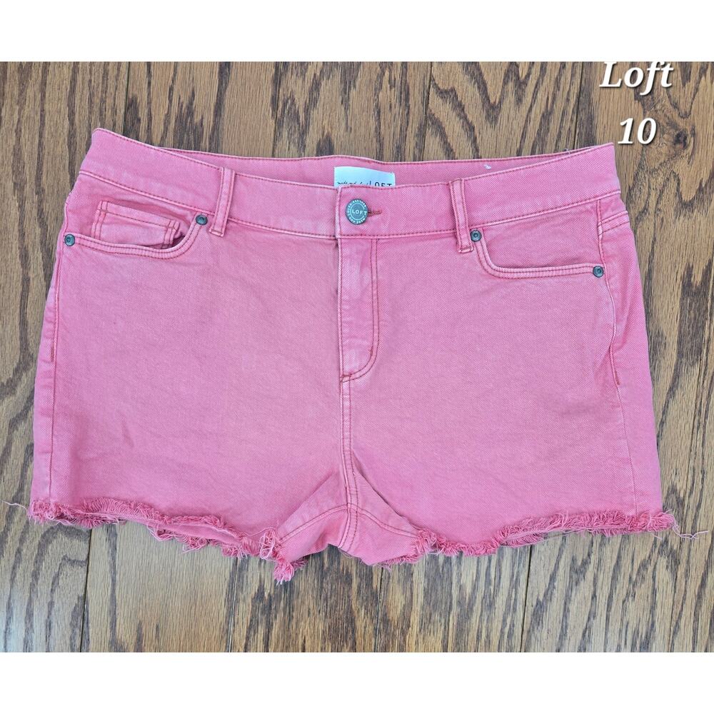 LOFT Coral Pink Frayed Hem Denim Shorts Size 10 High Rise Summer Casual